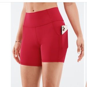 Fabletics Oasis High Waisted Short 6”
